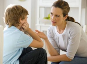 Как уговорить маму обратиться к психологу?