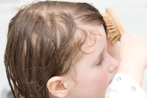 Ломаются пополам волосы у ребенка