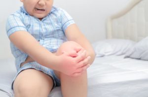 Боль в ногах при температуре у ребенка